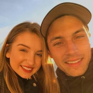 Meet your Posher, Dean